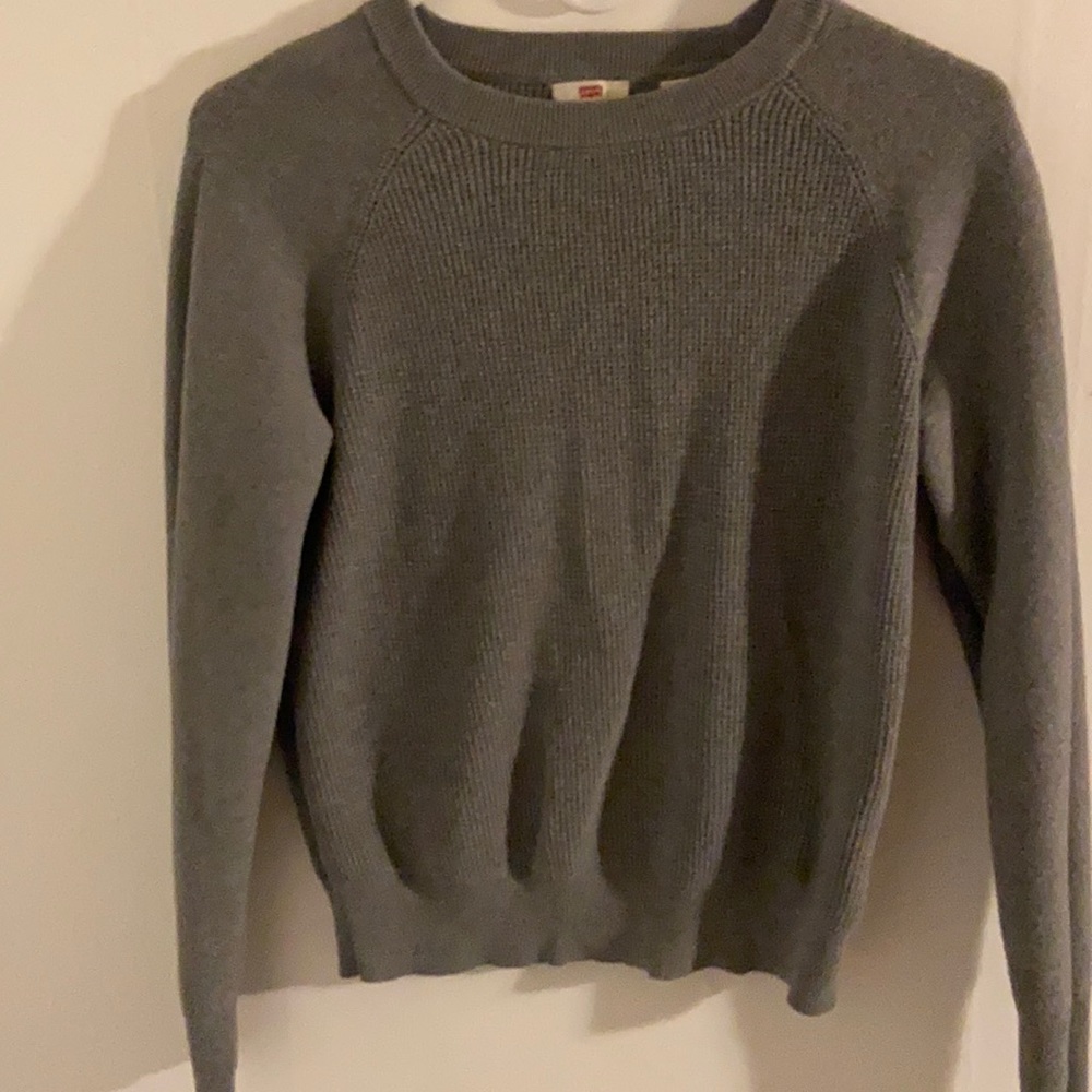 Levi’s sweater